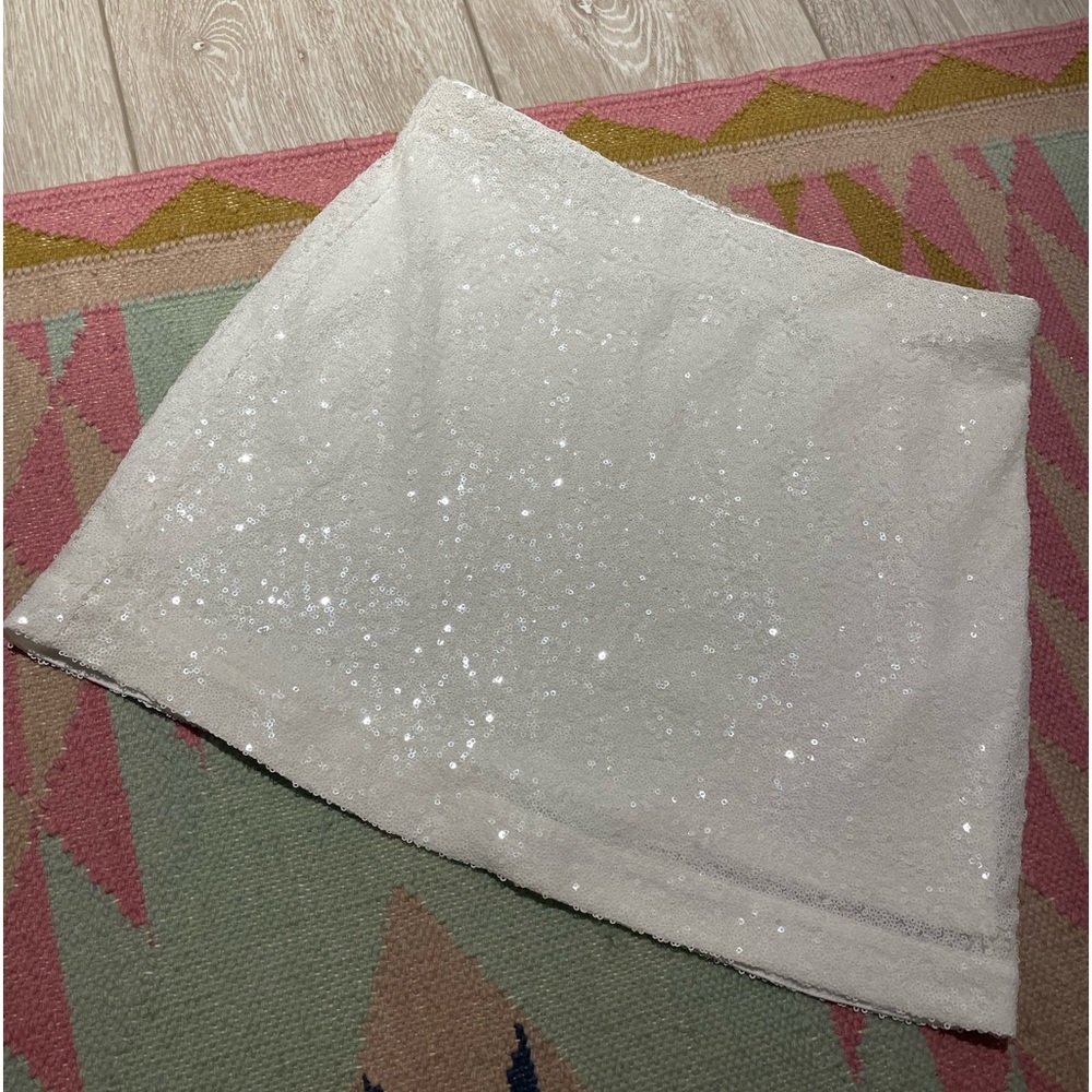 Gently used, Vici x Gina sequin skirt.